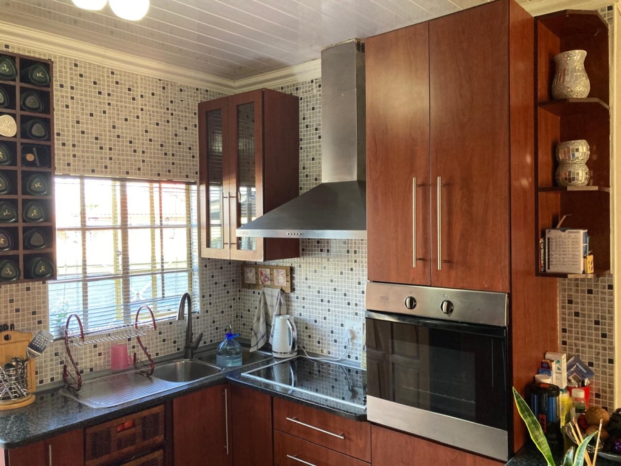 3 Bedroom Property for Sale in Tlhabane West North West